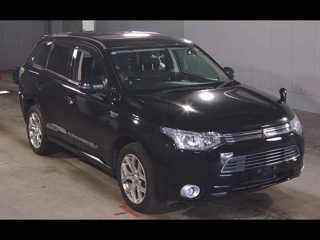MITSUBISHI OUTLANDER PHEV 4WD G