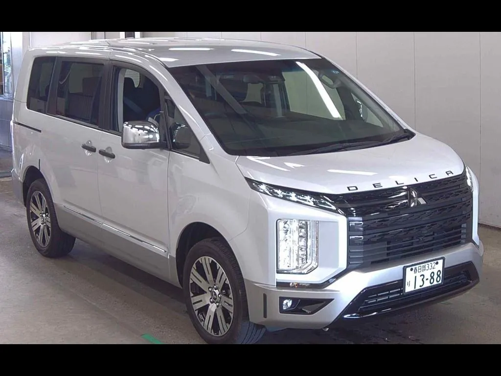 MITSUBISHI DELICA D:5 4WD P
