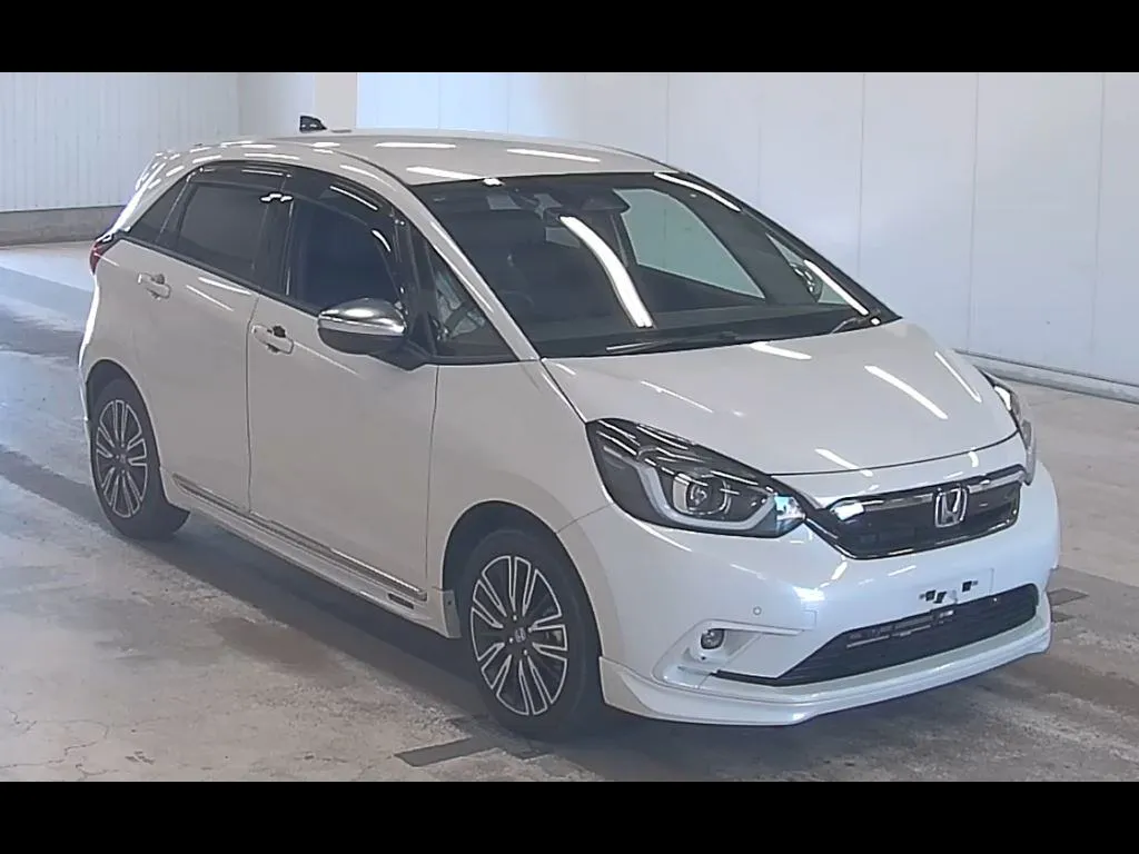 HONDA FIT 4WD EHEV LUXE