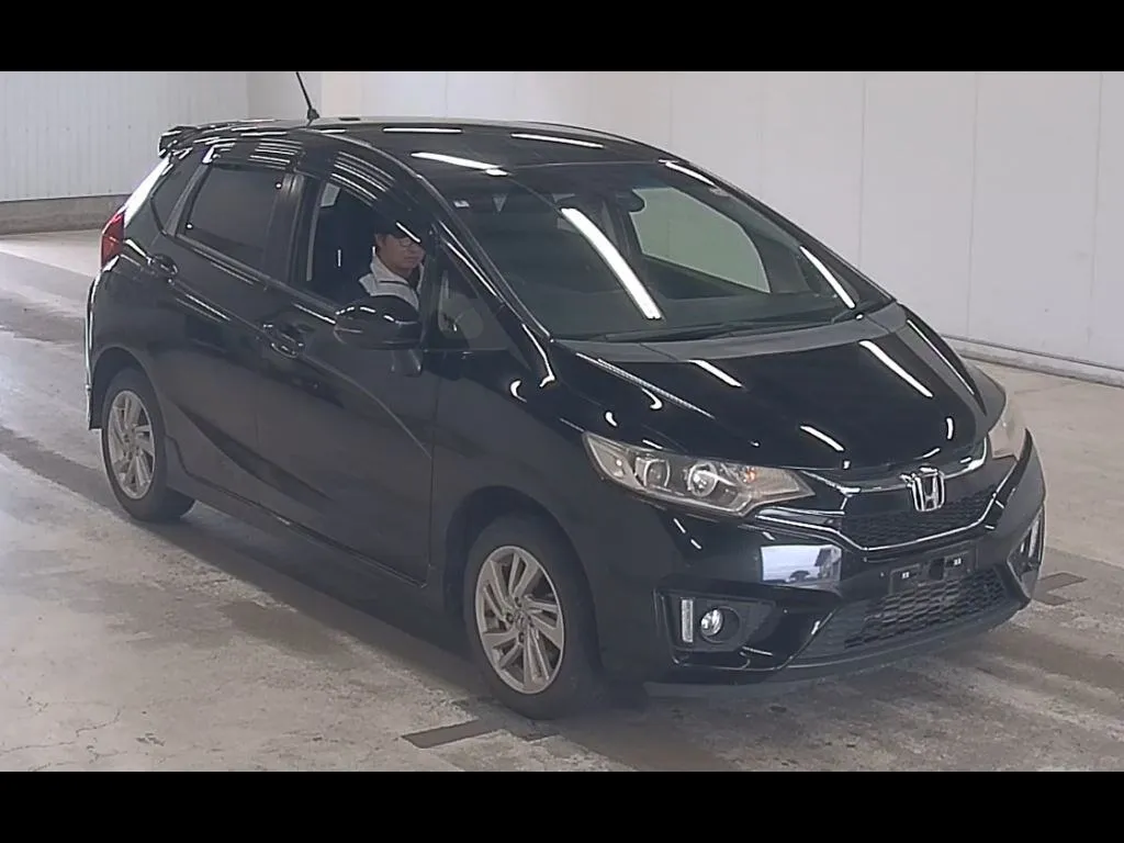 HONDA FIT 4WD 13G･S PACKAGE
