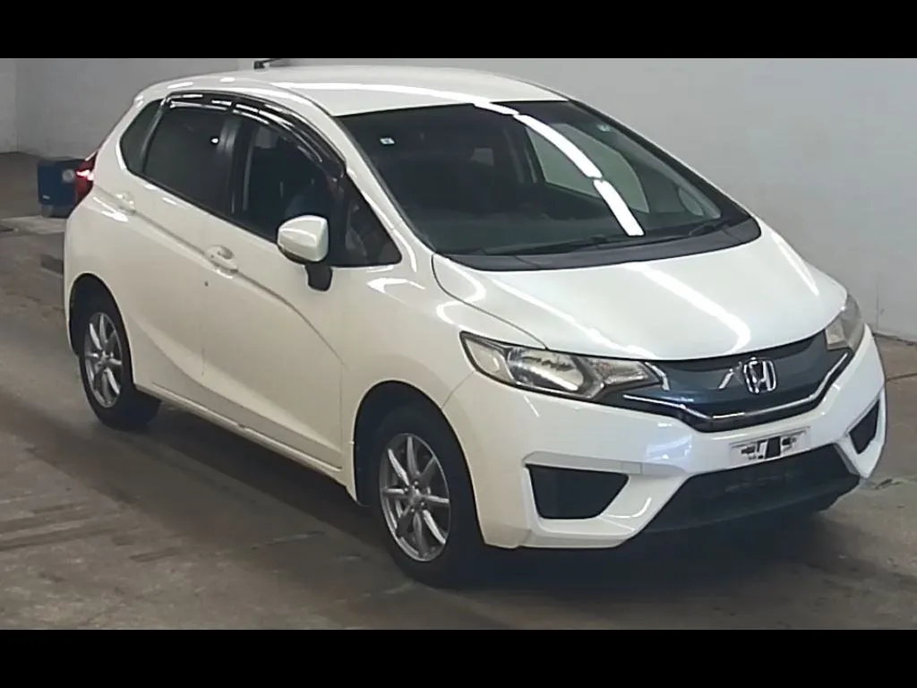 HONDA FIT 4WD 13G･F PACKAGE