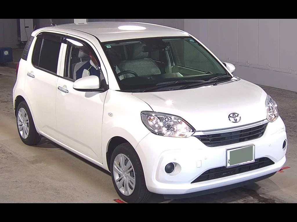 TOYOTA PASSO X L PACKAGE