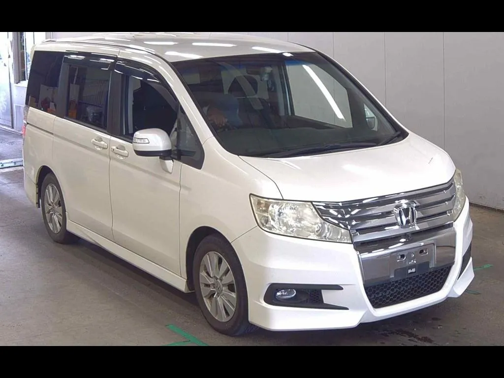 HONDA STEPWAGON SPADA Z