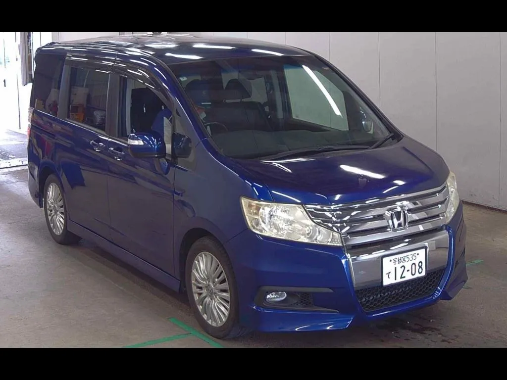 HONDA STEPWAGON SPADA Z