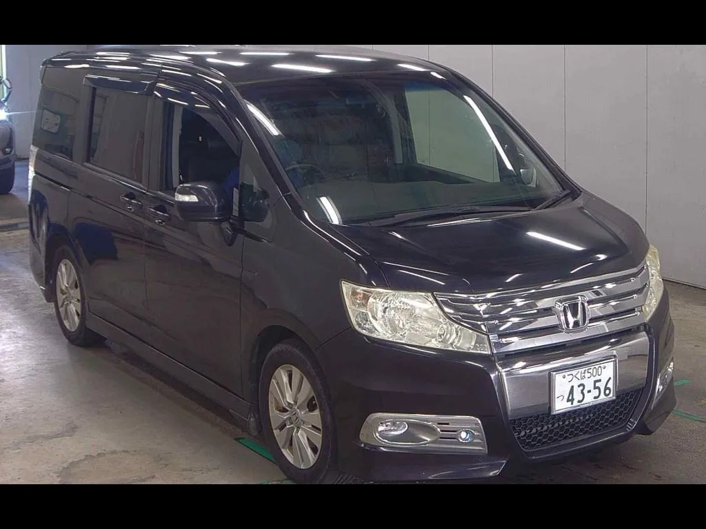 HONDA STEPWAGON SPADA Z