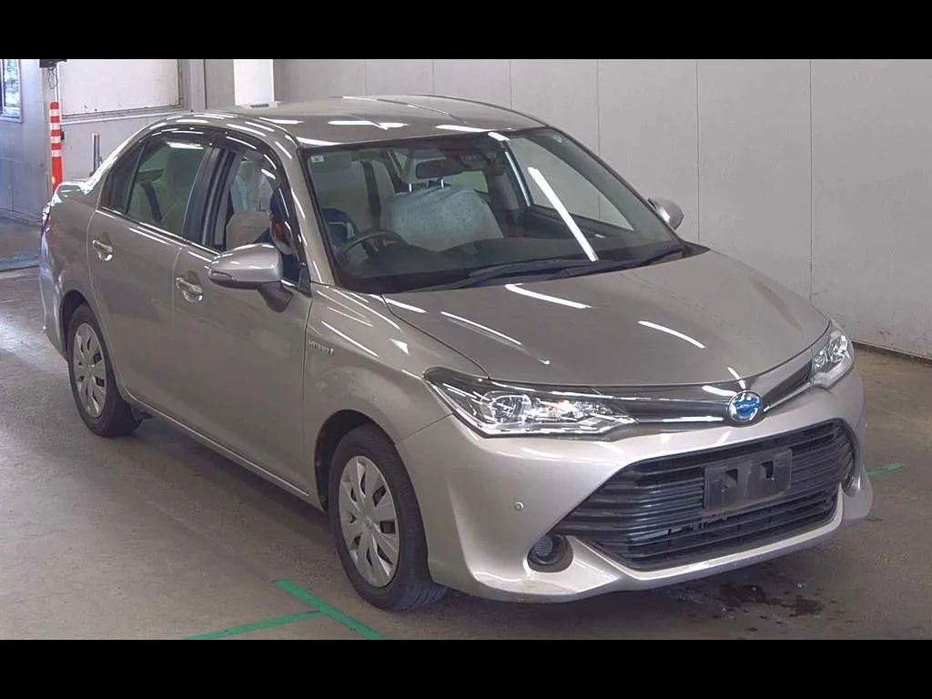 TOYOTA COROLLA AXIO HYBRID G