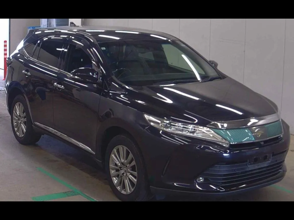 TOYOTA HARRIER PREMIUM