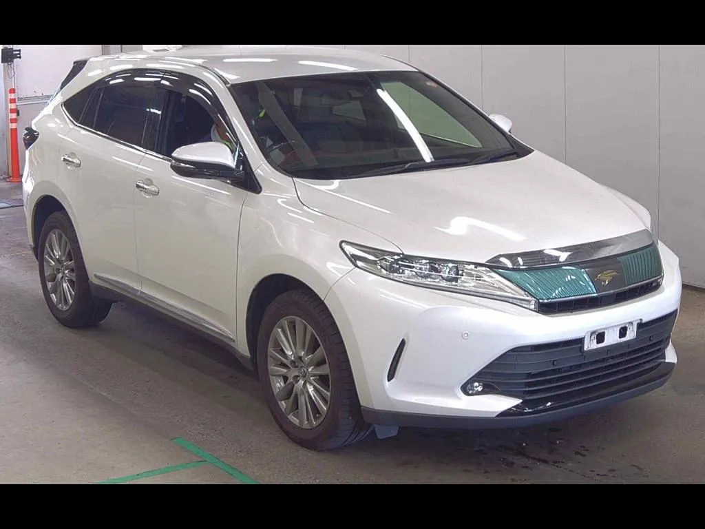 TOYOTA HARRIER PREMIUM