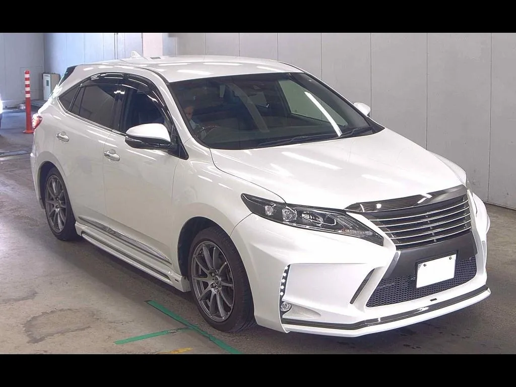 TOYOTA HARRIER PREMIUM