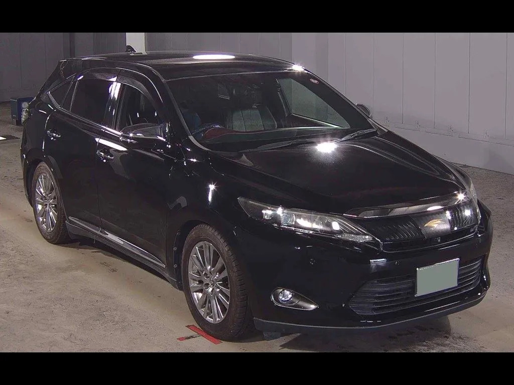 TOYOTA HARRIER PREMIUM ADVANCED PACKAGE