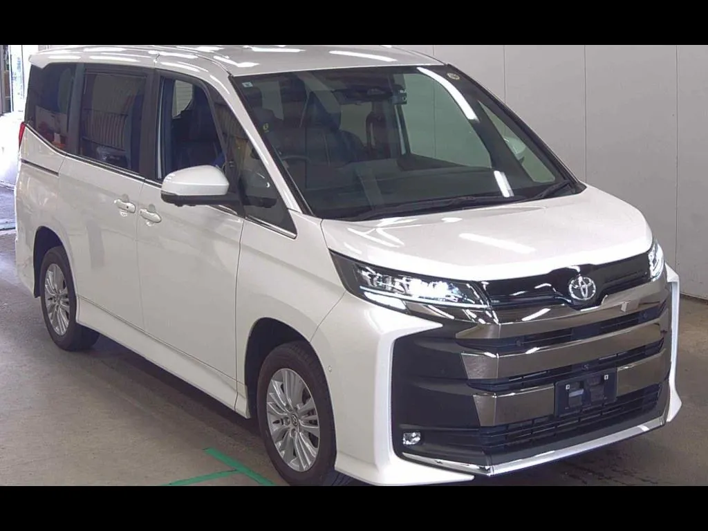 TOYOTA NOAH 4WD S-Z
