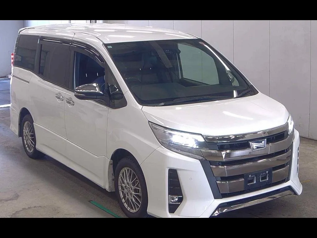 TOYOTA NOAH HYBRID SI WXB Ⅲ