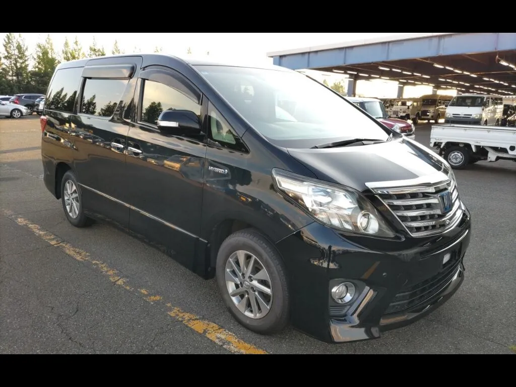 TOYOTA ALPHARD HYBRID 4WD SR