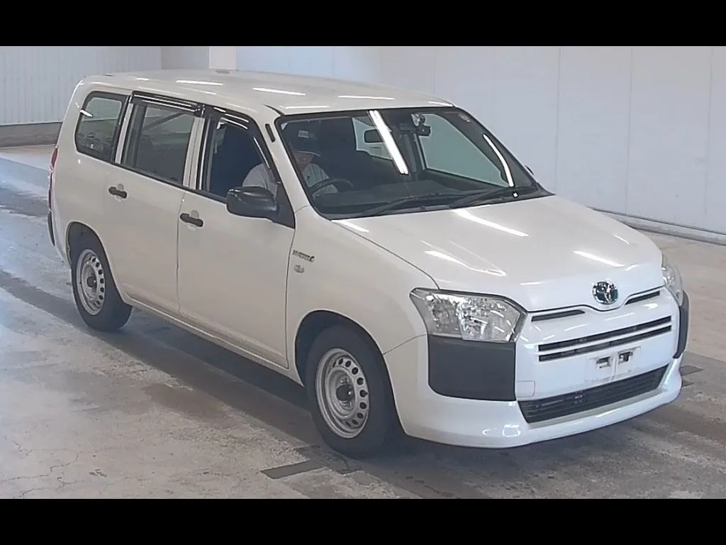 TOYOTA PROBOX HYBRID DX COMFORT