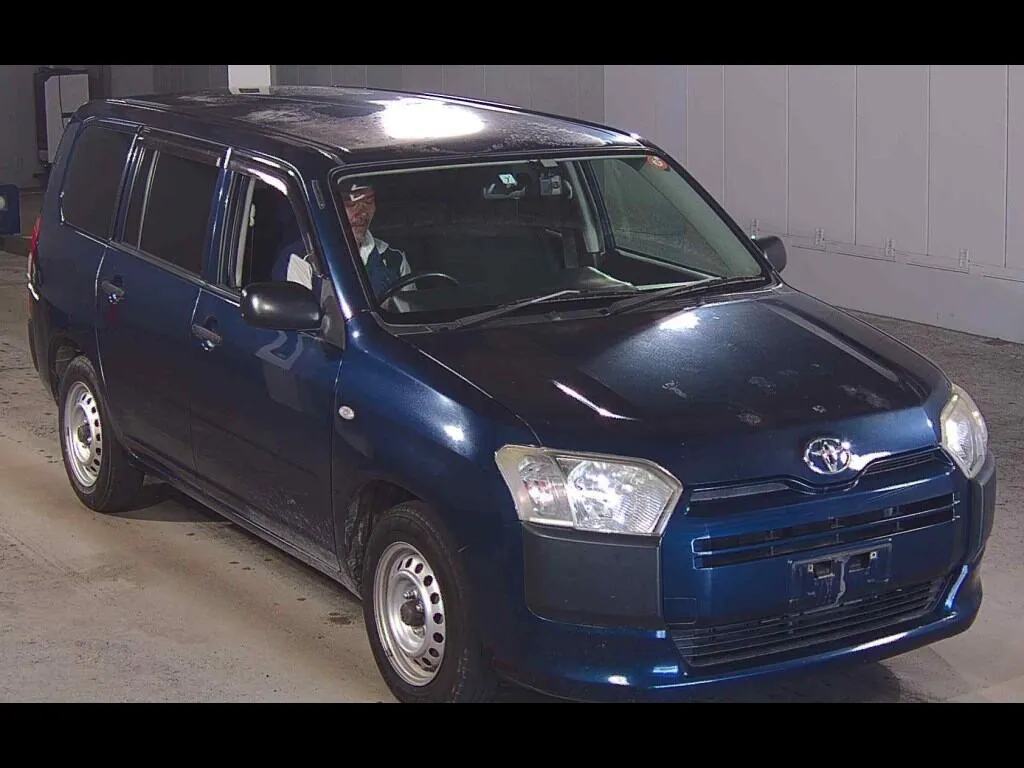 TOYOTA PROBOX DX