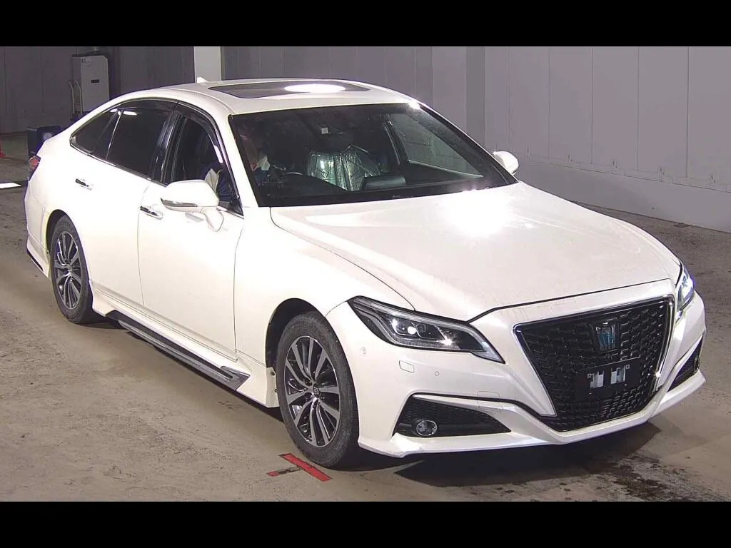 TOYOTA CROWN HYBRID 4WD G FOUR