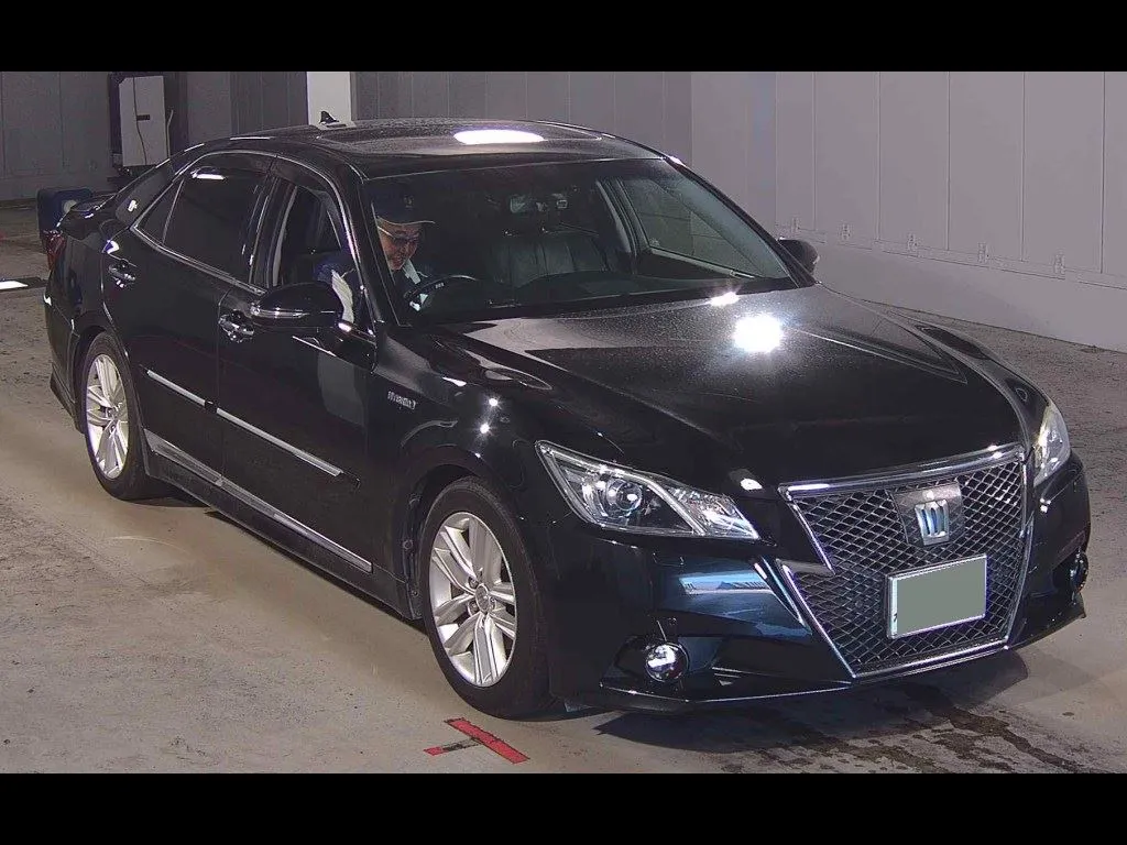 TOYOTA CROWN HYBRID ATHLETE G