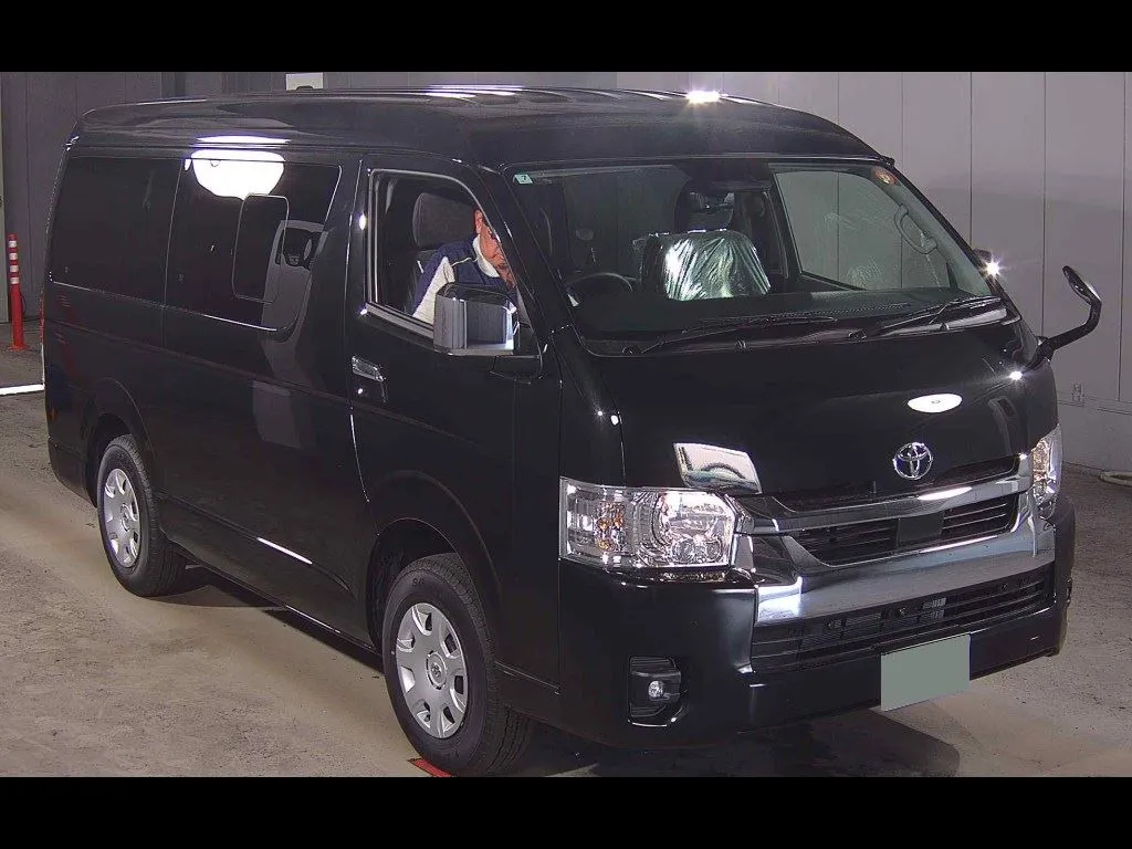 TOYOTA HIACE WAGON 4D 4WD GL