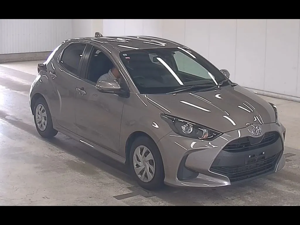 TOYOTA YARIS X