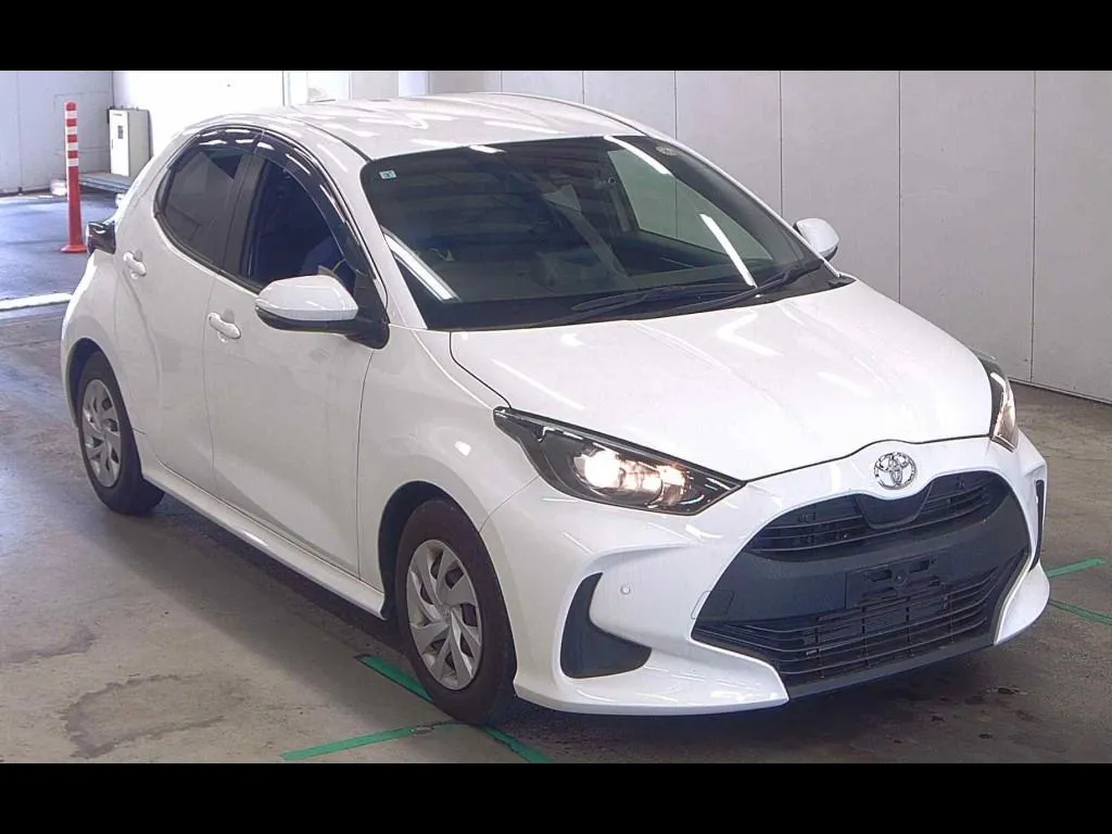 TOYOTA YARIS X
