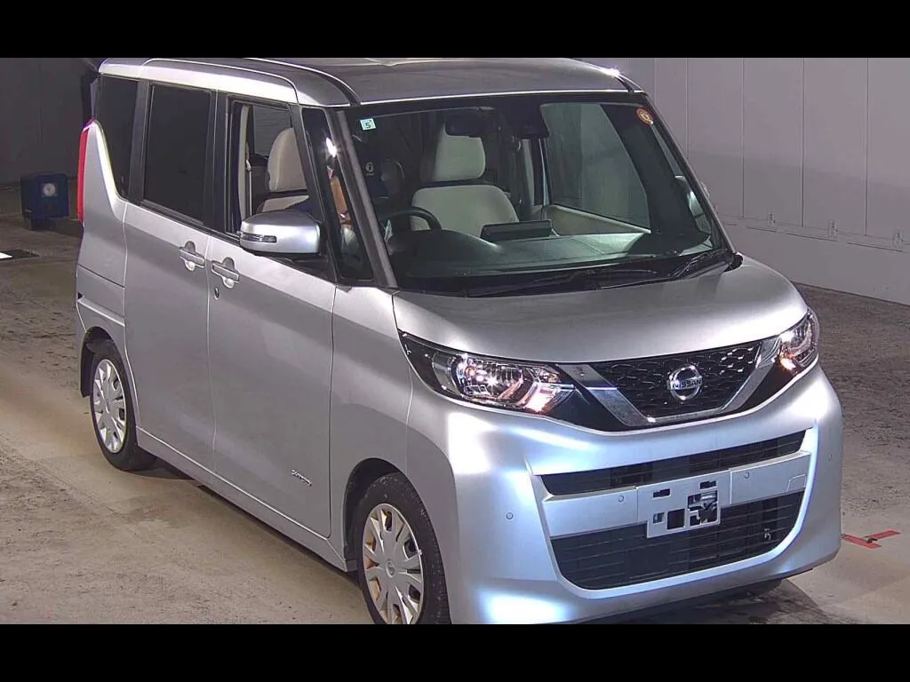 NISSAN ROOX X