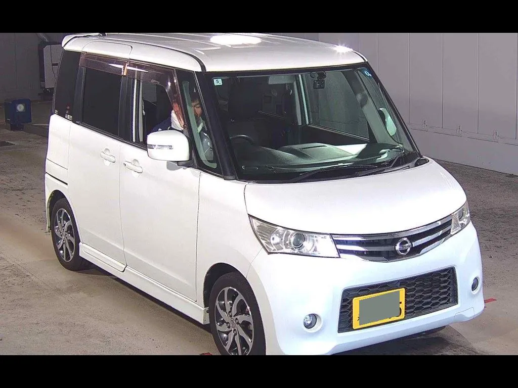 NISSAN ROOX HIGHWAY STAR TURBO
