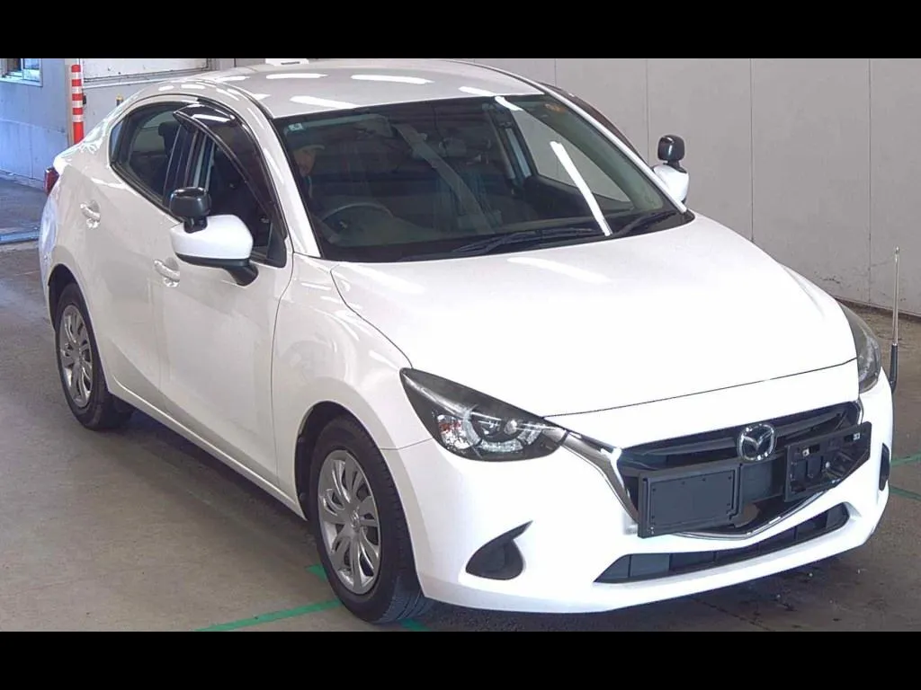 MAZDA OTHERS DRIVING SCHOOL VEHICLE