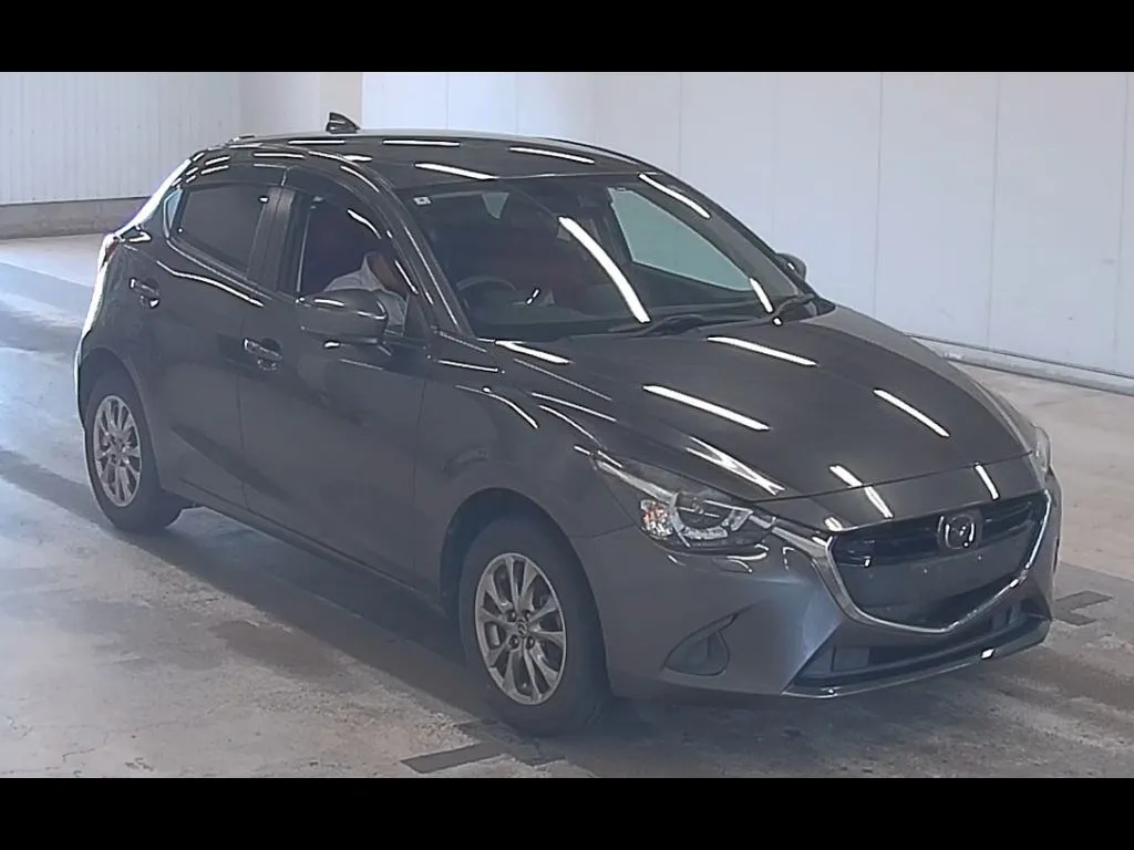 MAZDA DEMIO 5D 4W 13S NOBLE CRIMSON