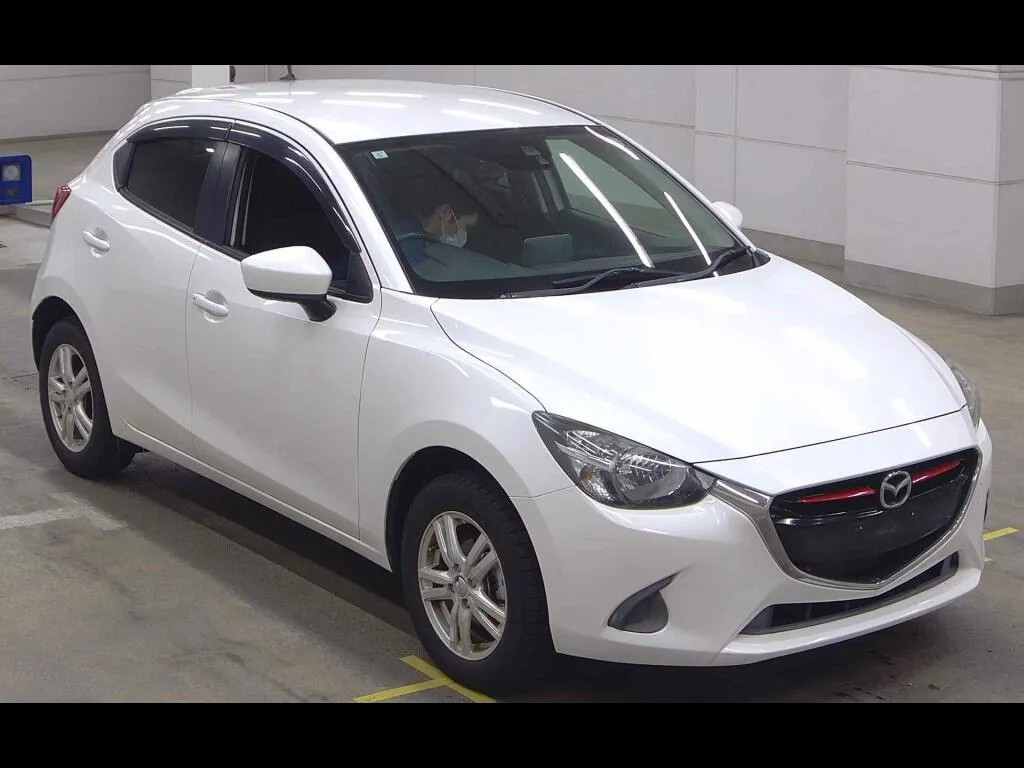 MAZDA DEMIO 5D 4W XD