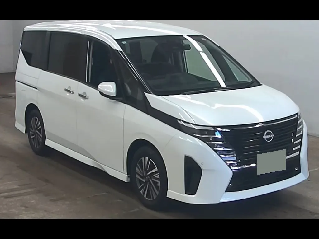 NISSAN SERENA 5D HIGHWAY STAR V