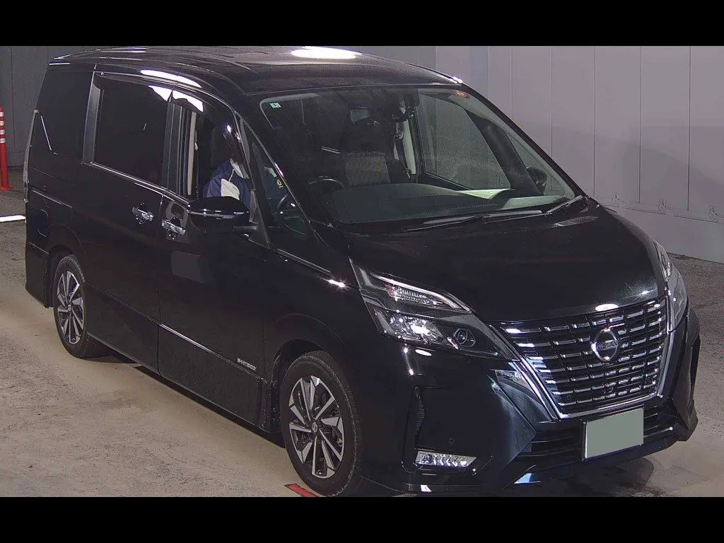 NISSAN SERENA 5D HIGHWAY STAR V