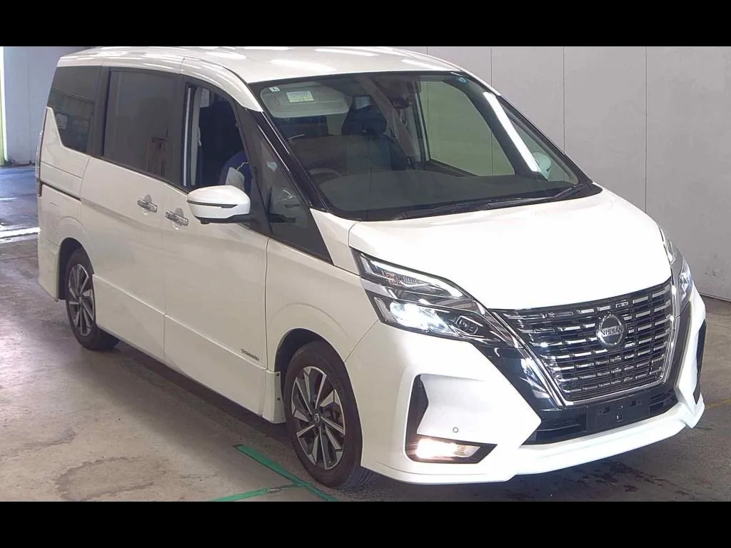 NISSAN SERENA 5D HIGHWAY STAR V