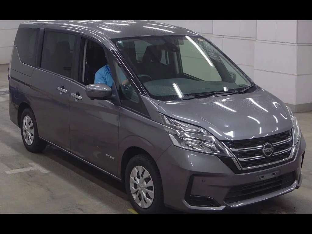 NISSAN SERENA 5D 4WD XV