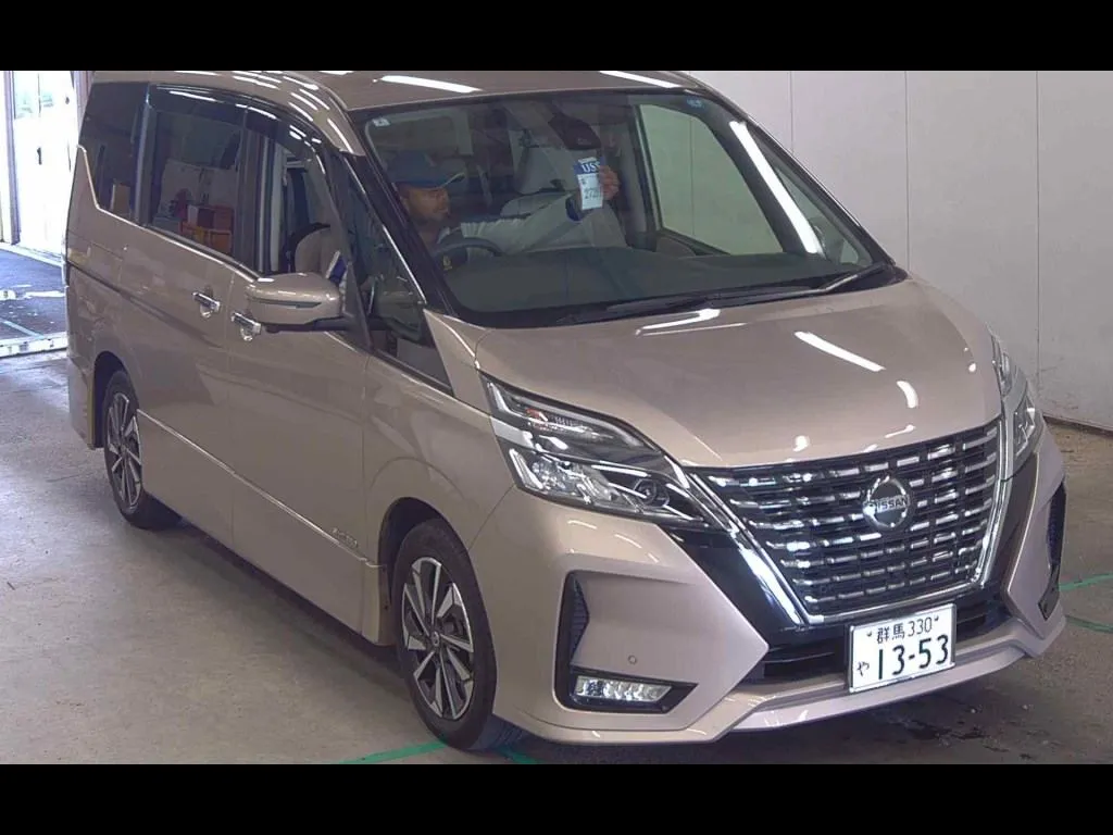 NISSAN SERENA 5D HIGHWAY STAR V