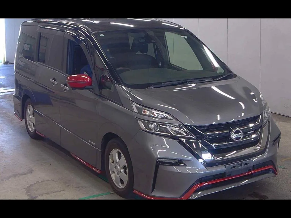 NISSAN SERENA 5D NISMO