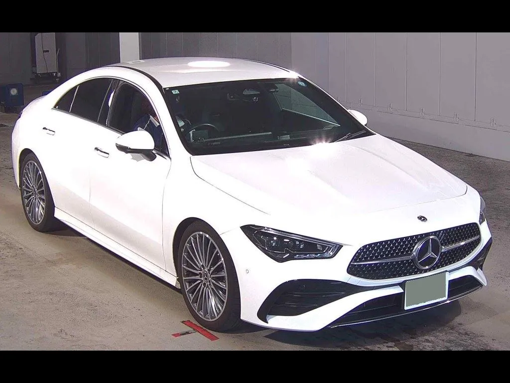MERCEDES BENZ CLA-CLASS CLA180 AMG LINE PACKAGE