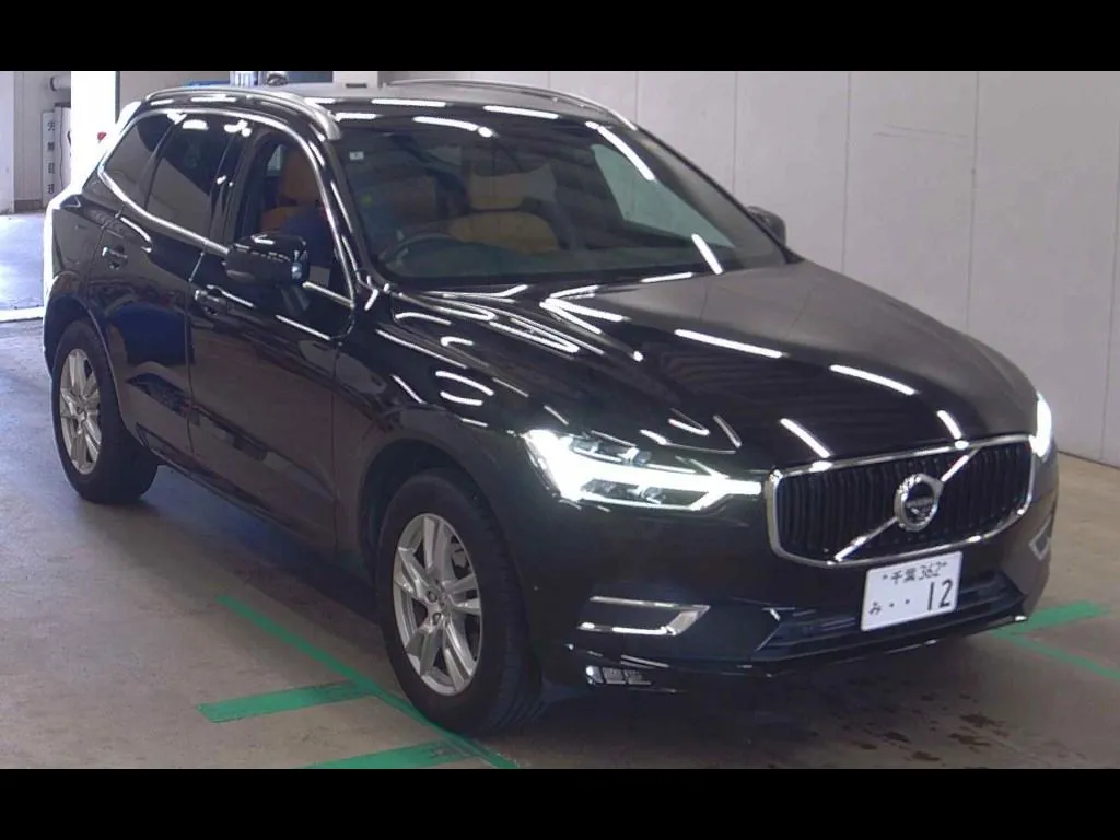 VOLVO XC60 4WD T5 AWD MOMENTUM