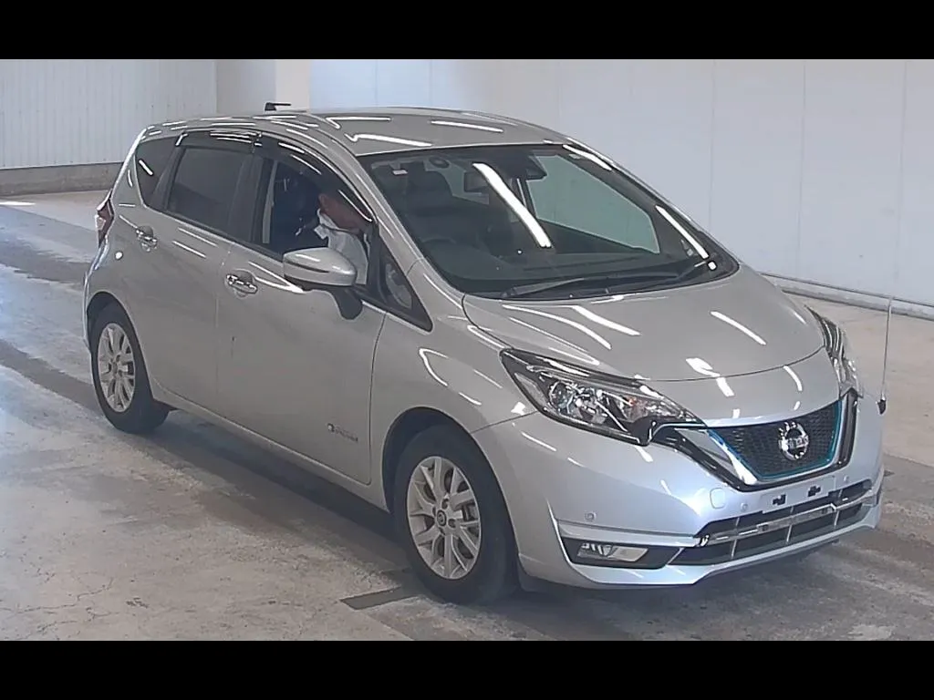 NISSAN NOTE E-POWER MEDALIST