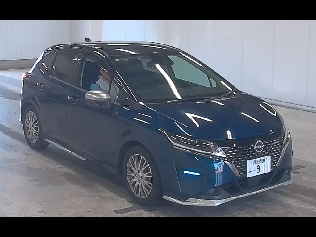 NISSAN NOTE 4WD AUTECH FOUR