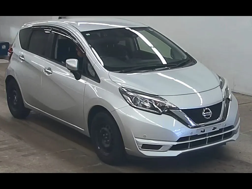 NISSAN NOTE X
