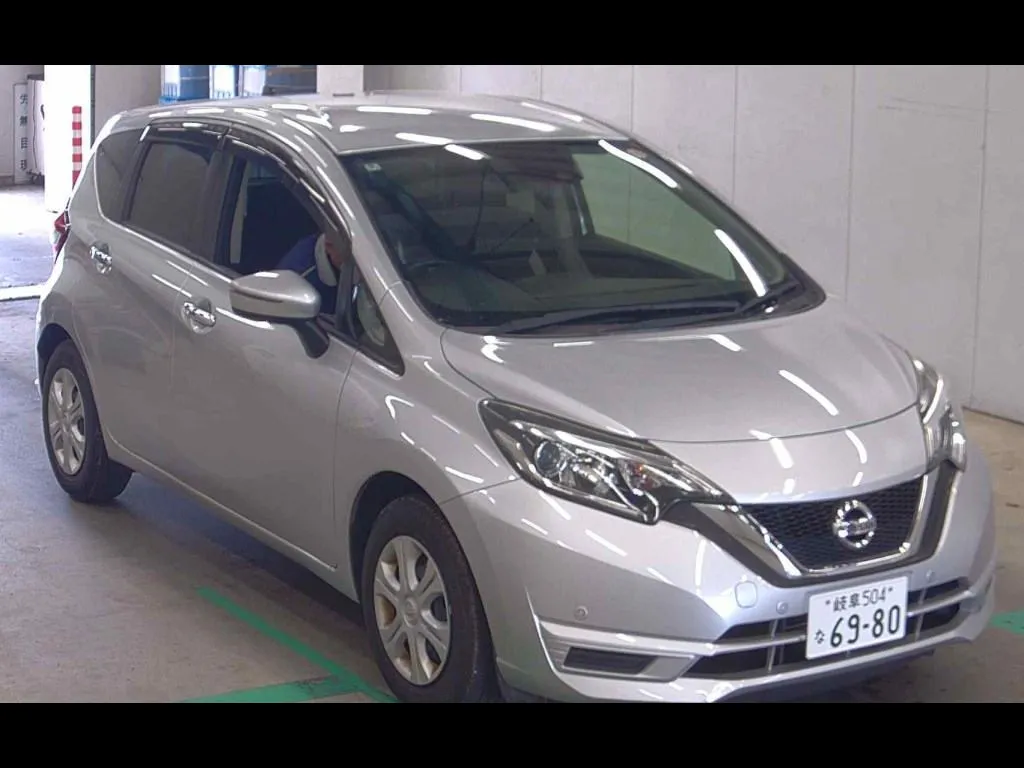 NISSAN NOTE X