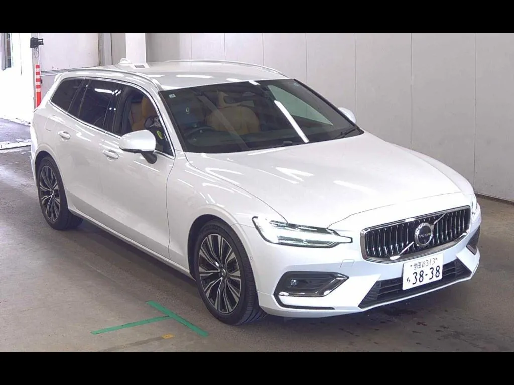 VOLVO V60 ULTIMATE B4