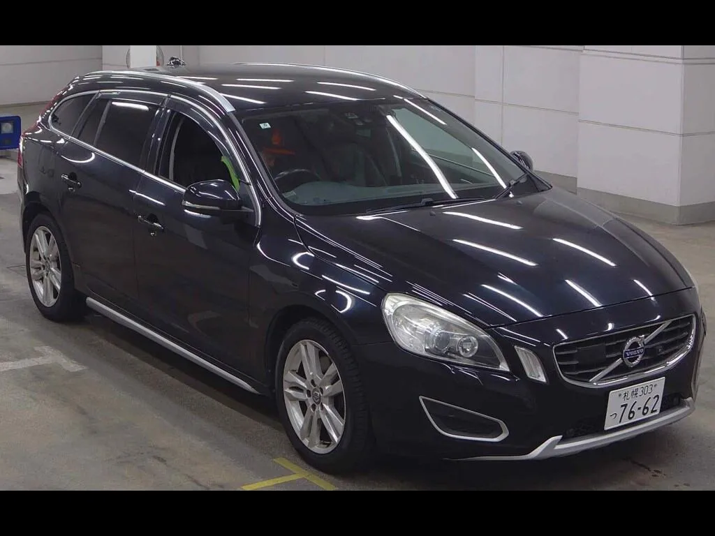 VOLVO V60 4WD T6 AWD
