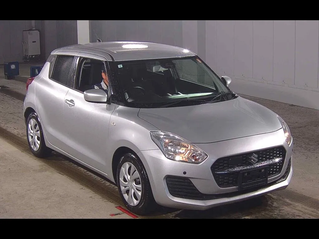 SUZUKI SWIFT 5D XG