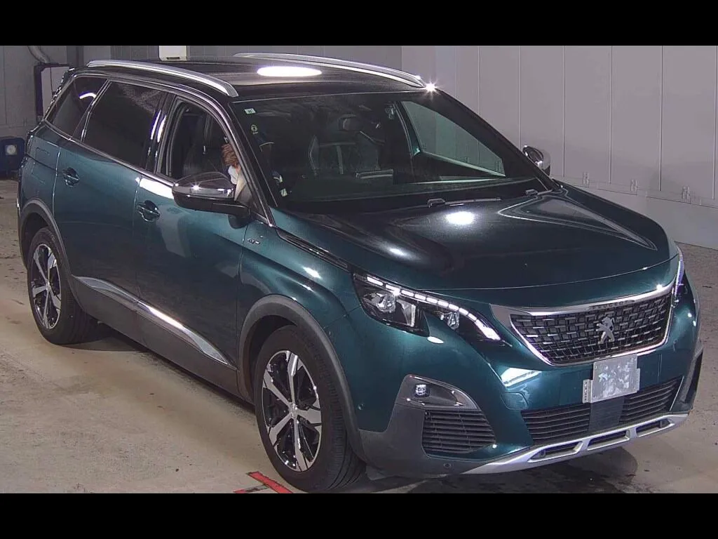 PEUGEOT 5008 GT BLUE HDI