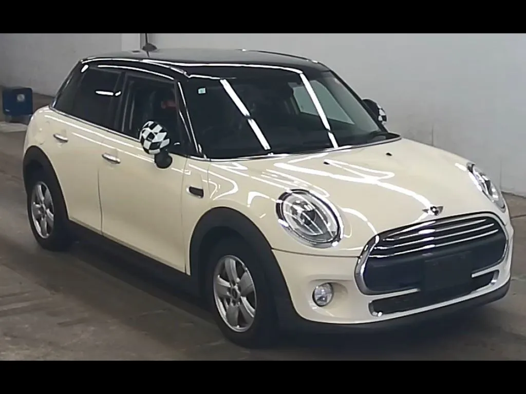 MINI MINI 5D COOPER D