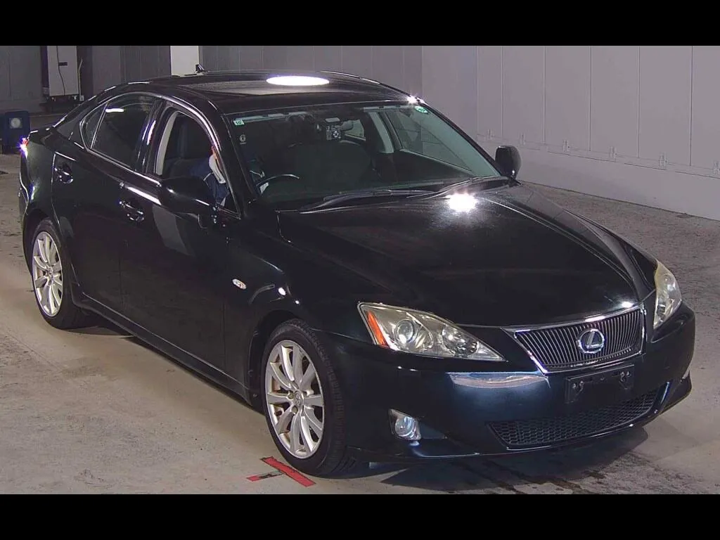 LEXUS IS 4D IS250