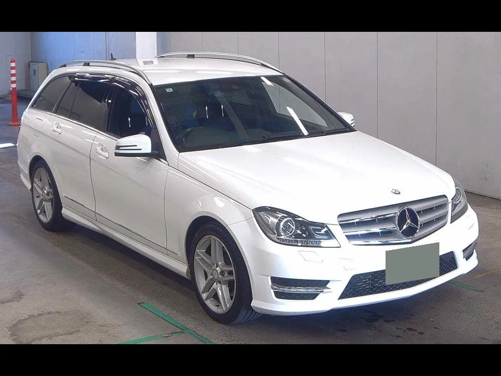 MERCEDES BENZ C-CLASS STATIONWAGON C200 BLUEEFFICIENCY STATIONWAGON AVANTGA
