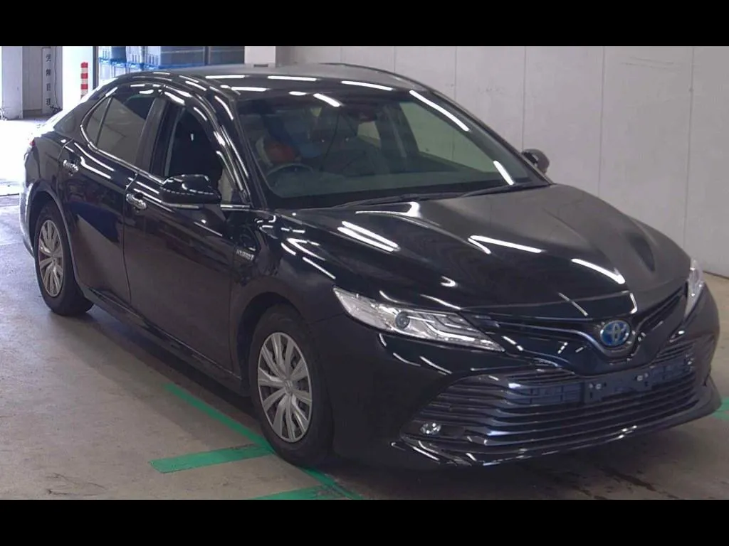 TOYOTA CAMRY 4D X