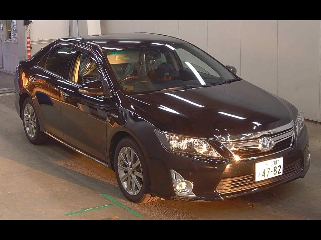 TOYOTA CAMRY 4D HYBRID G PACKAGE PREMIUM BLACK